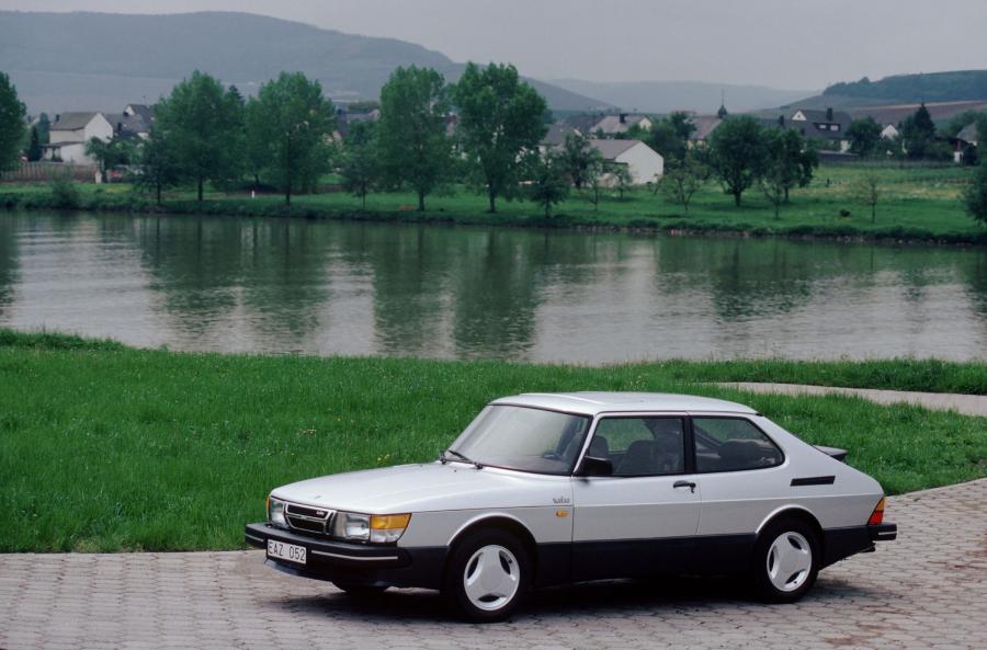  Saab 900 1980 года  (фото 2 из 7)